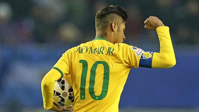 Neymar Oo Lagu Abaalmarinayo Kabtanka Xulka Qaranka Brasil.