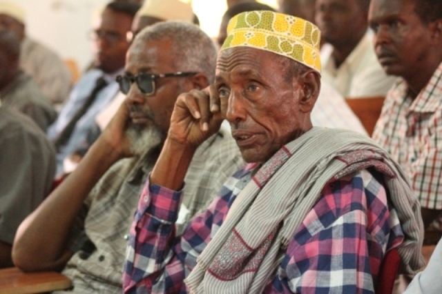 Madaxweyne Gaas oo la Shiray Reer Gaalkacyo (Cod & Sawirro)