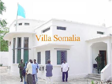 Fahad Yaasiin oo Wasiiro iyo Masuuliyiin Ku Amray Inay 14 Beri Kaga Guuraan Villa Somalia