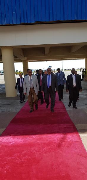 Madaxweynaha Dawladda Puntland iyo Wefti Balaandhan oo Uu Hogaaminayey oo Si Diiran Loogu Soo Dhoweeyey Addis Ababa