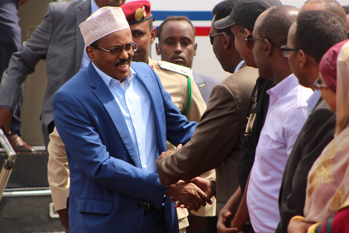 Faah faahin: Madaxweyne Farmaajo oo Baydhabo si weyn lagu soo dhaweyaay (Sawiro)