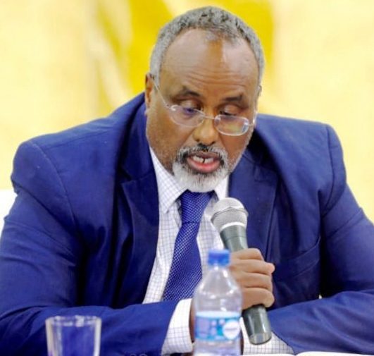 Madaxwaynaha Hirshabelle oo heshiis la galay dowladda dhexe (dhegayso)