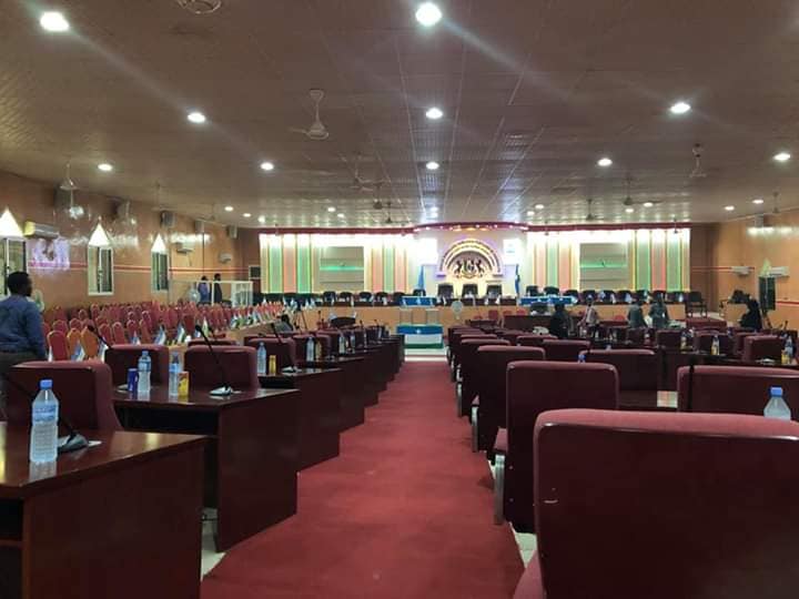 Shuruucda musharixiinta tartamaysa ee Puntland oo lasoo saaray & 40jir ka yar oo aan tartami karin