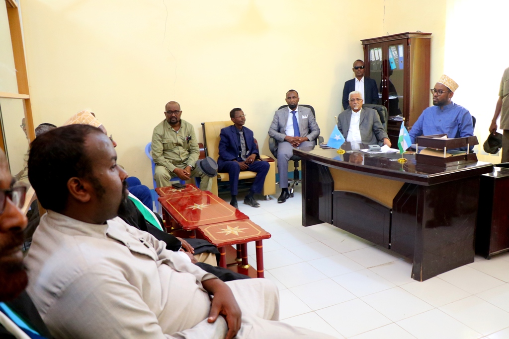 Madaxweyne ku xigeenka Puntland oo kulan la qaatay laamaha Amniga, Garsoorka Iyo Cadaaladda Puntland.