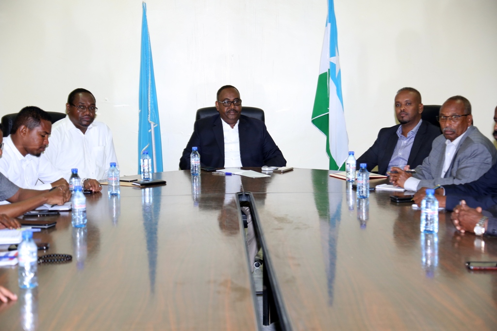 Madaxweynaha Puntland oo Kulan La Qaatay Ganacsatada Puntland (Daawo)