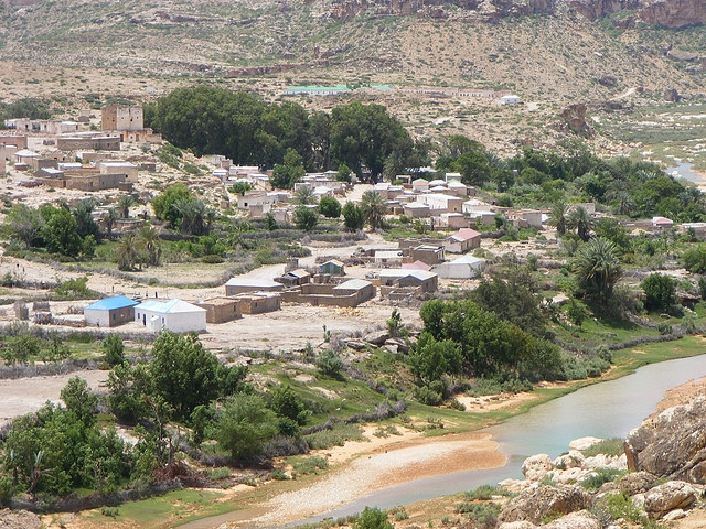 Isgaarsiinta degmada Eyl oo go’an iyo roobka oo beerihii latagay  (daawo)