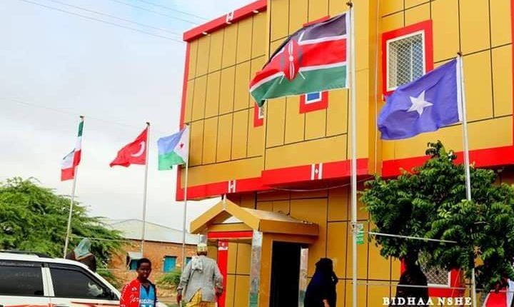Laascaanood: Ciidamada Soomaaliland oo weerar ku qaaday Hotel Cusub oo magaalada laga furay
