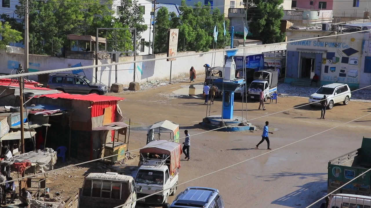 Barnaamijka Muuqaalka Bulshada,Halka ay dowladaha hoose ee Puntland  mariyaan Canshuurta laga qaado shacabka? (daawo)