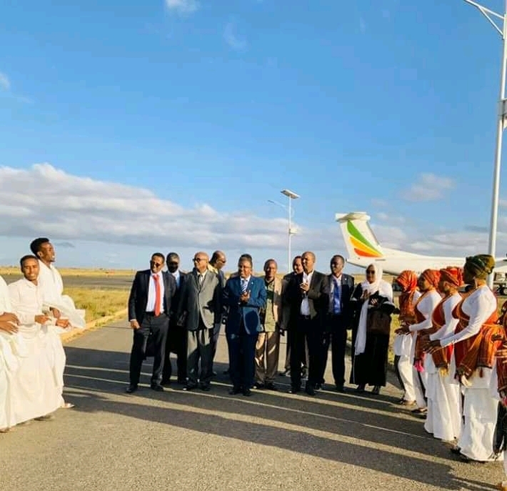 Wasiirka Arrimaha Gudaha Jabuuti oo Jigjiga soo gaaray