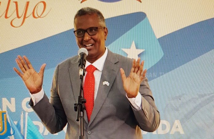 C/raxmaan C/shakuur:“Buugga Villa Somalia wax ka fiiriso, waxaa laga soo minguuriyay Addis Ababa”
