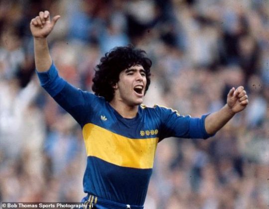 Ciyaaryahankii hore ee xulka Argentina Diego Maradona oo geeriyooday