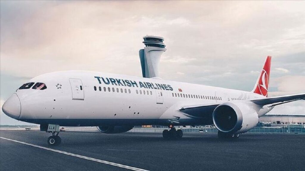 Duulimaadkii Turkish Airlines ee Muqdisho oo  Baaqday & Fahad Yaasiin oo saaran Diyaarada