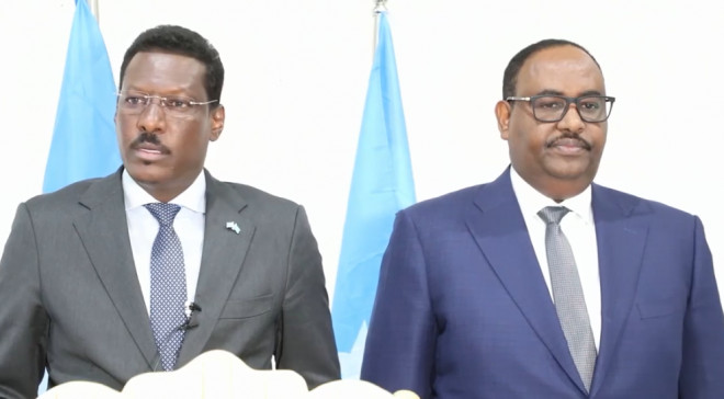 Madaxweyne Deni oo ka jawaabay hadalkii kasoo yeeray Madaxweyne Qoorqoor ?(daawo)