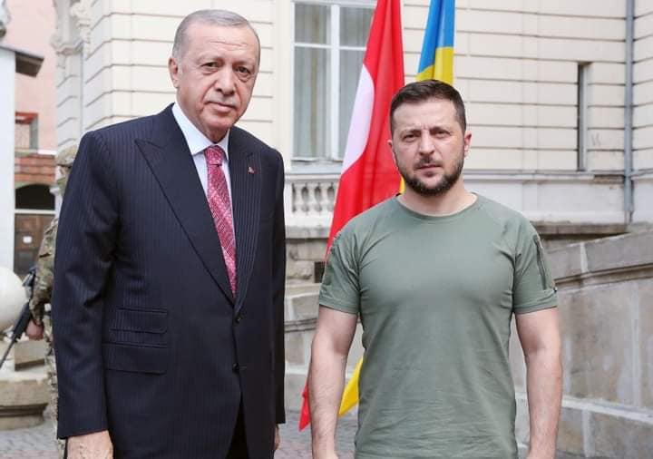 Erdoğan, oo tagey Ukraine, lana kulmay dhigiisa dalkaas.
