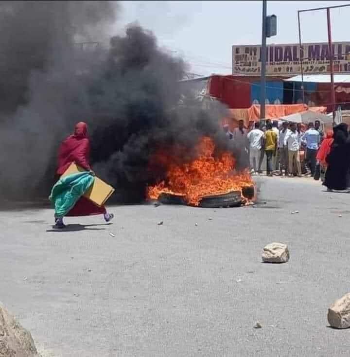 Shacabka Sool oo u Kacay in ay iska Dulqaadaan Heeryada Gumeysiga Somaliland