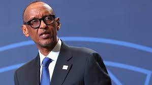 Madaxweynaha dalka Rwanda Paul Kagame ayaa ku hanjabay inuu dalkiisa ka saarayo kumaanka qaxootiga ah ee u dhashay dalka Congo